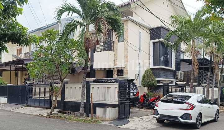 Rumah Hook Mewah Bilymoon Jaktim SHM Furnished, Siap Huni 2