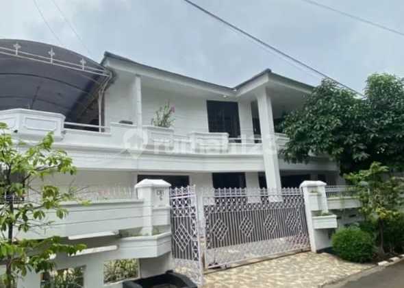 Rumah Mewah 7Kt Lt 300M di Pondok Kelapa SHM Lingkungan Aman 1