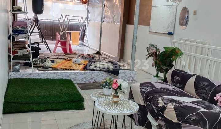 Rumah 189M2 Strategis Harga Nego di Otista Bebas Banjir 2