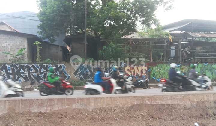 Smart Business! 360m² Land in Kalimalang, High Visibility