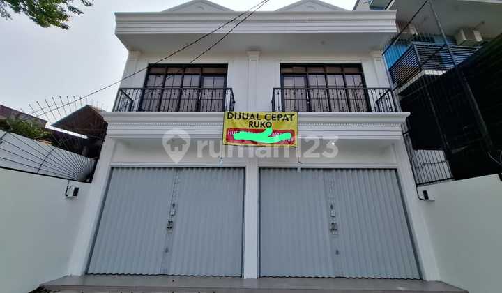 Modern Shop House, 3 Floors, SHM, Granite Floor, Strategic Location