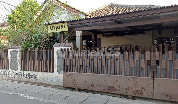 Tanah 304M2 di Tebet Jaksel, Jalan Lebar & Strategis, 3,7 M Nego! 2