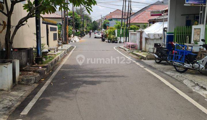 Rumah 2  Lantai ♥️ Cantik Komplek Duren Sawit♥️ 2