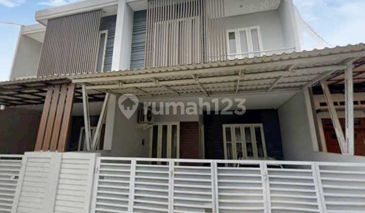 Rumah Modern Bebas Banjir 5 Menit Tol Jatibening Rumah Modern Bebas Banjir 5 Menit Tol Jatibening
