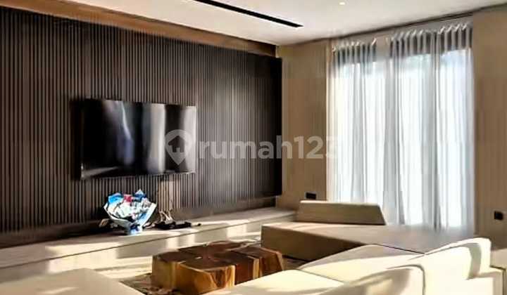 Mewah di Kemang: Hunian 3 Lantai, Pilihan Tepat untuk Anda