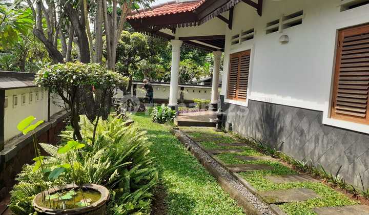 Luxurious House in Pondok Kelapa, Safe, Spacious, Flood-Free