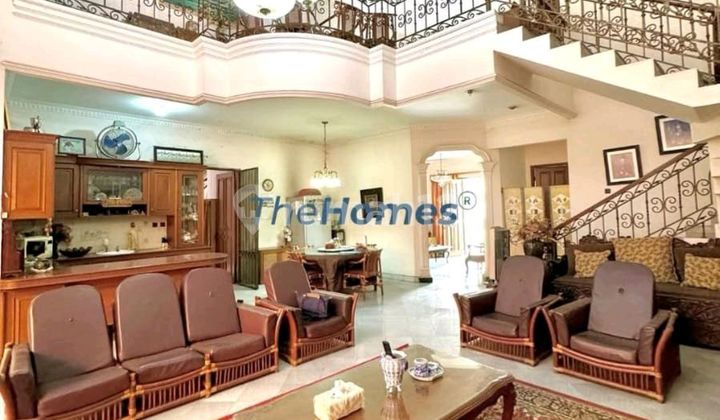 Rumah 300 Meter Lingkungan Asri Aman Sejuk