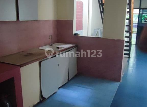 Rumah Sewa Luas dan Nyaman Hanya 43 Juta Pertahun di Buaran 2