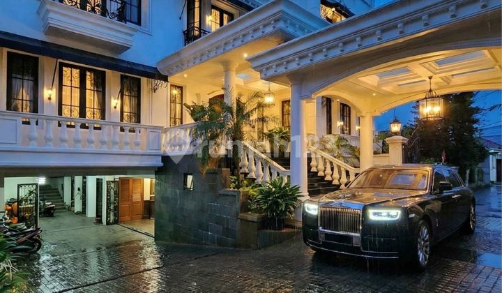 The Kemang Masterpiece: Timeless American Classic Mansion