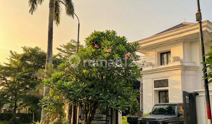 The Pondok Indah Manor. A Timeless Statement Of Grandeur.