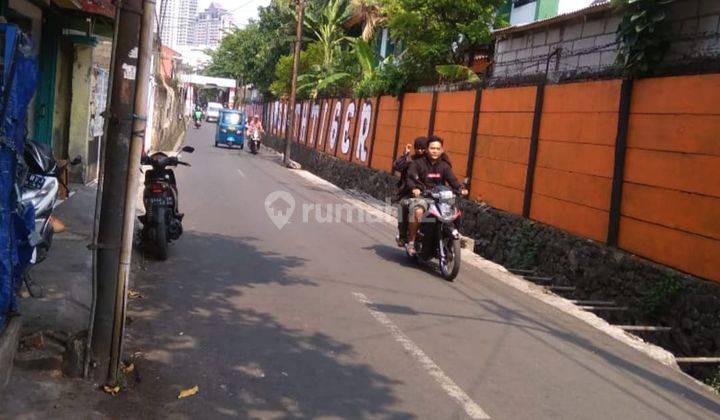 Tanah dan 6 Rumah Kontrakan Halaman Luas Di Daerah Strategis Kebayoran Lama 2