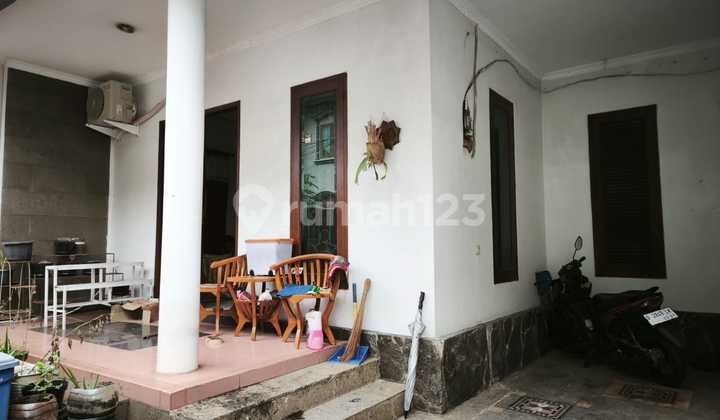 2-Story House for Sale Located on Jl Poncol Duren Sawit Near Becakayu Toll Road 2