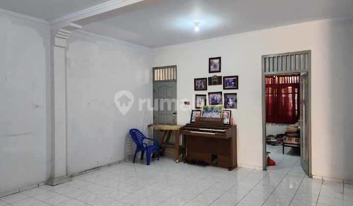 Strategic and Flood-Free House on BOT Street, Pondok Gede 2