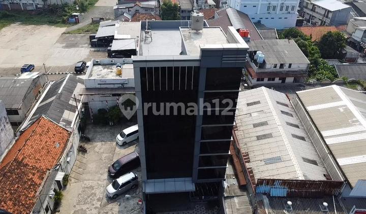 New 4.5-Story Building in Dewi Sartika, Cawang New 4.5-Story Building in Dewi Sartika, Cawang