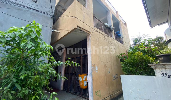 Rumah Kost dekat Jalan Mampang - Jaksel Rumah Kost dekat Jalan Mampang - Jaksel