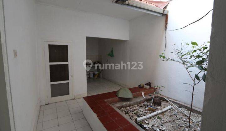 Rumah Tua Hitung Tanah di Tebet Jaksel 2