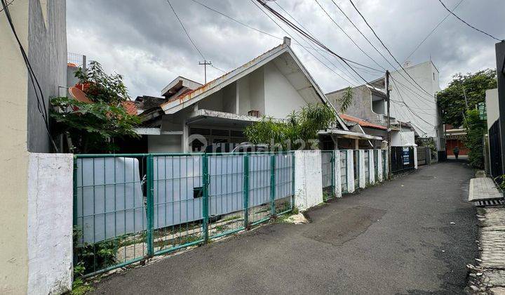 Rumah Tua Hitung Tanah di Tebet Jaksel 1