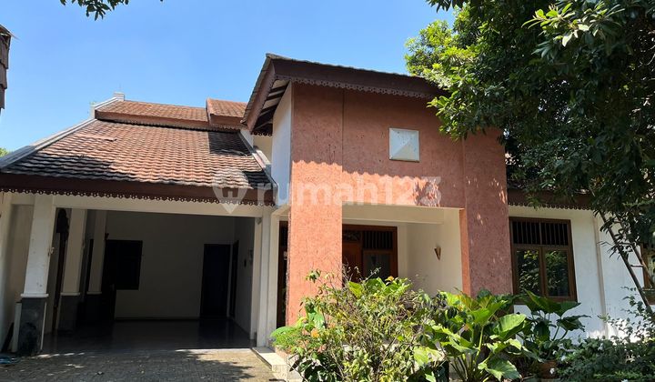 Rumah di Situ Babakan Srengseng Sawah Jagakarsa 