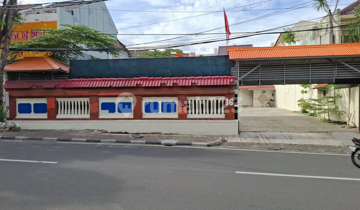 Fenced Land 426 m2 Suitable for Business in Tebet Barat, South Jakarta