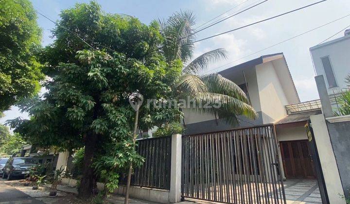 Dijual Rumah 2 Lantai Di Area Bisnis/ Perkantoran Pancoran Jakarta Selatan 1