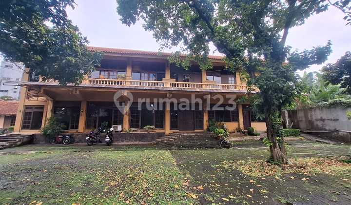 Land 3849 m2 with Building Bonus Suitable for Padel on the Main Road Busway Route South Jakarta Land 3849 m2 with Building Bonus Suitable for Padel on the Main Road Busway Route South Jakarta