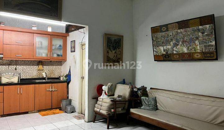 Rumah Shm Di Hook Lokasi Tebet Jakarta Selatan
lokasi Strategis Cocok Untuk Kos-Kosan 2