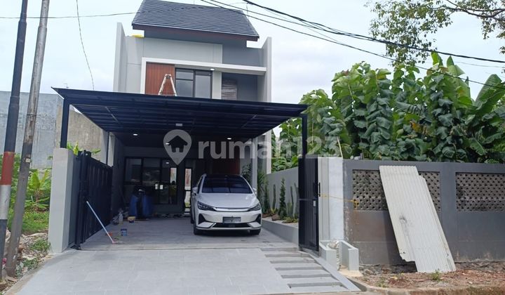 TURUN HARGA: Rumah BARU 2 Lantai Siap Huni Di Daerah Pondok Kelapa Duren Sawit