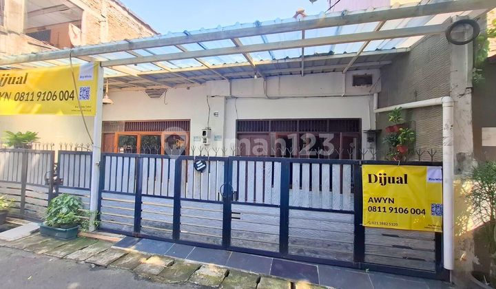 Rumah Cocok Buat Kosan di Sebrang Grand Indonesia & Thamrin City Rumah Cocok Buat Kosan di Sebrang Grand Indonesia & Thamrin City