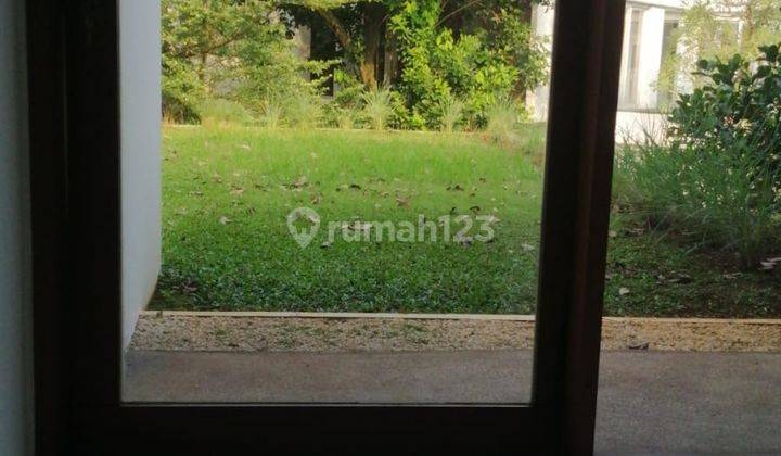 House With Villa Consept For Rent In Jakarta Selatan  2