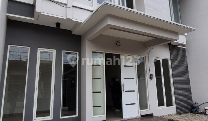 Dijual Rumah Baru Gress di Manyar Jaya Surabaya 2