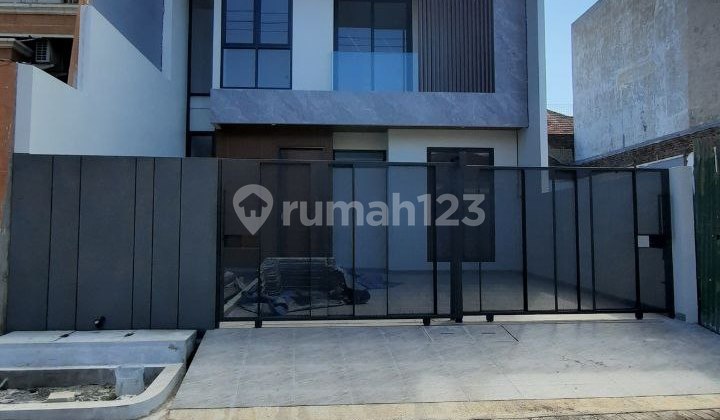 Dijual Rumah Baru Di Manyar Kertoarjo Surabaya