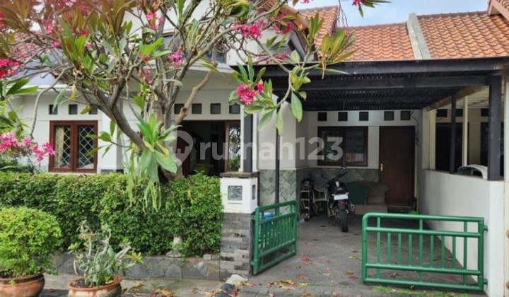 Dijual Rumah di Babatan Pratama Surabaya Dekat Kampus 1