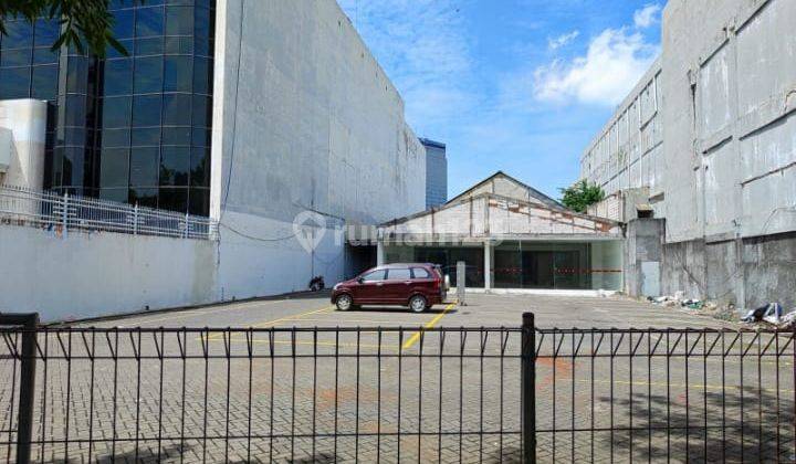 Disewakan Ex Showroom Mobil Di Jalan Tunjungan, Surabaya 1