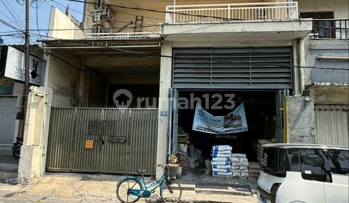 For Sale: Boarding House & Shop in Semolowaru Surabaya Near Campus 1