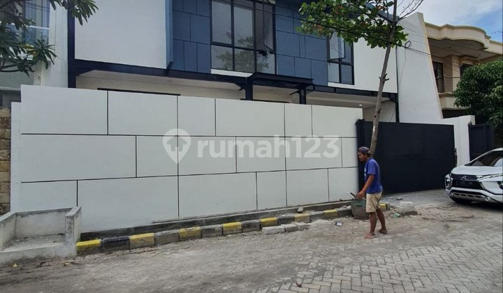 Dijual Rumah Minimalis Siap Huni di Sutorejo Surabaya
