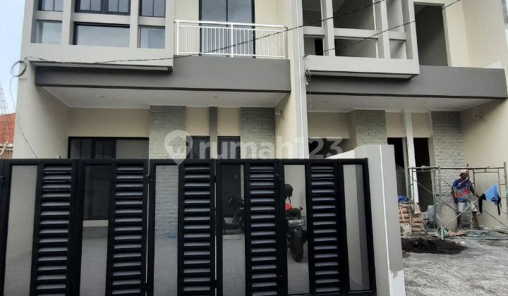 Dijual Rumah Baru di Wisma Mukti Surabaya Dekat Kampus Its