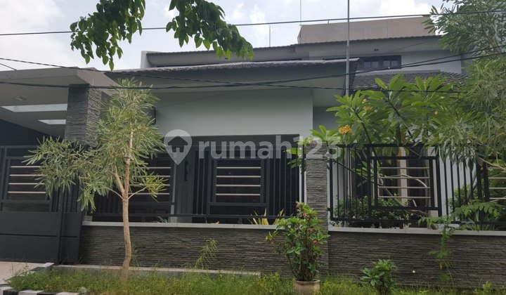 Rumah Bonus Full Furnish di Jalan Tenggilis Tengah Surabaya