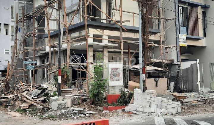 Dijual Rumah Baru di Wisma Mukti Surabaya Dekat Kampus Its