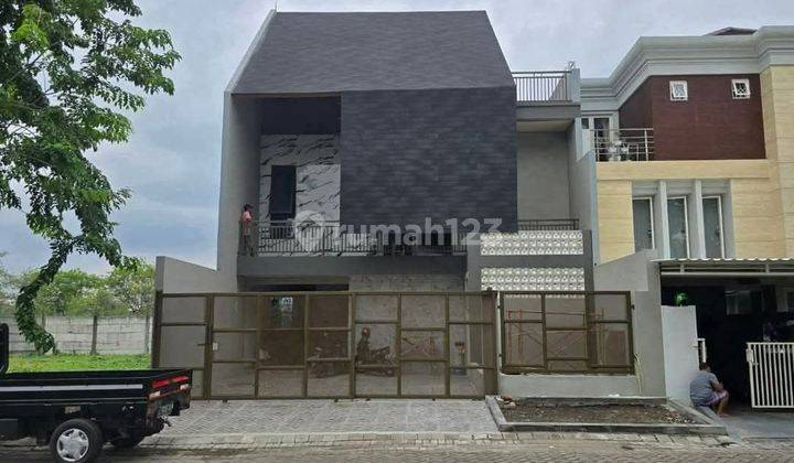 Dijual Rumah Baru Di San Antonio, Pakuwon City, Surabaya Timur 1