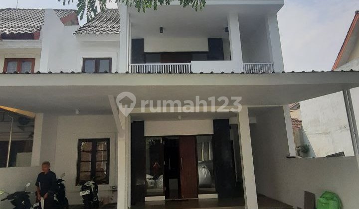 Rumah di Gayung Sari Surabaya Dekat Ketintang, Waru, Jemursari