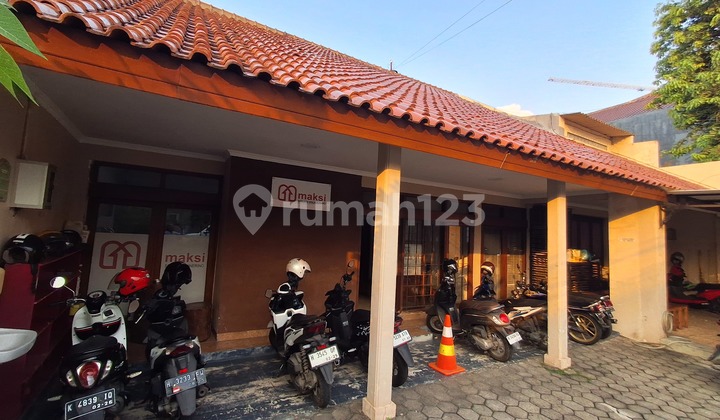 Houses and Office Business Places in Semarang City 2