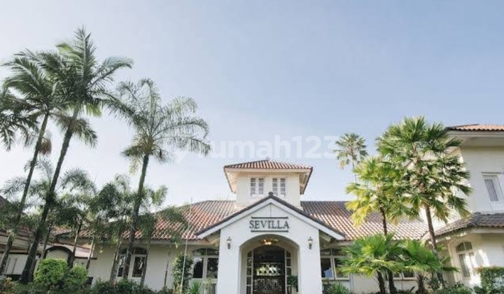 Hotel & Resort Natural Ambience Near Borobudur Hotel