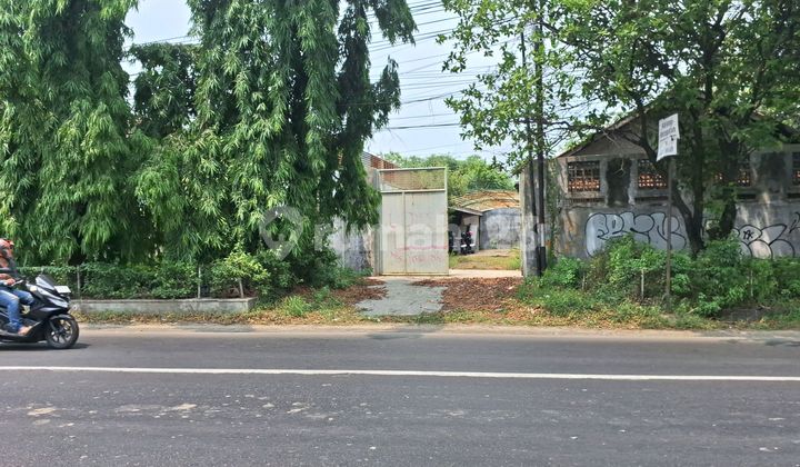 Warehouse on Pantura Road, Kudus