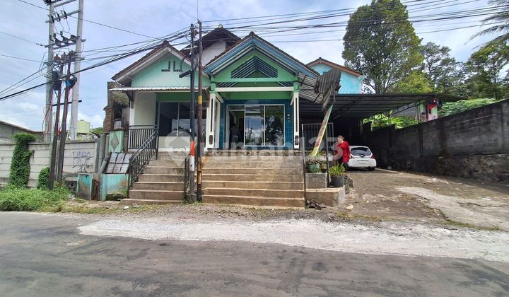 Rumah dan Tempat Usaha Kafe Juga Kos Kosan 2