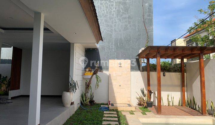 Dijual Villa Full Furnished di Sanur Dekat Dengan Renon 2