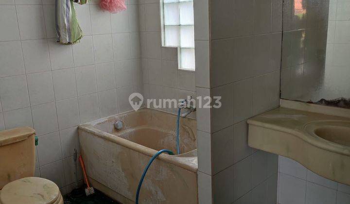 2-storey house for rent in the Renon area, South Denpasar 2