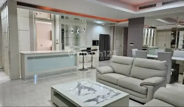 Disewakan Luxury Apartement Adhiwangsa Golf View Full Furnished 1