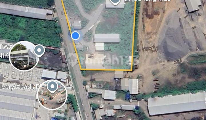 Land & Warehouse for Sale in Lengkong, Mojokerto, Ready to Use with Perimeter Fencing & 150M Wide Concrete Flooring Land & Warehouse for Sale in Lengkong, Mojokerto, Ready to Use with Perimeter Fencing & 150M Wide Concrete Flooring