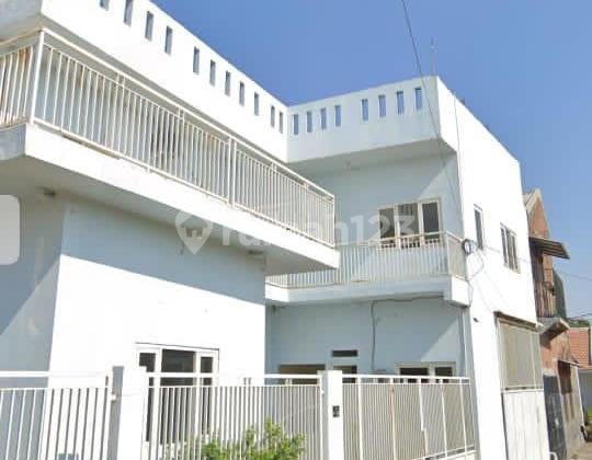 Disewakan Rumah Usaha 2Lantai Lebar 16m Hook di Bumi Wonorejo Asri Rungkut Disewakan Rumah Usaha 2Lantai Lebar 16m Hook di Bumi Wonorejo Asri Rungkut