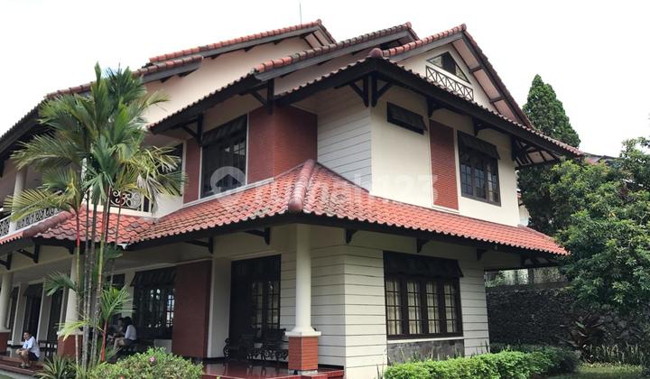 Dijual Villa Terawat 10KT/10KM Dekat Pasar Tretes SHM Siap Huni